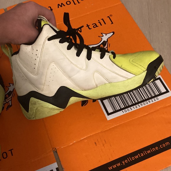 reebok's kamikaze glow in the dark. - Picture 7 of 10